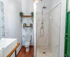 Charming Farmhouse With Private Pool
