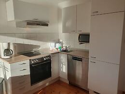 Hausboot in Kroeslin am Bodden