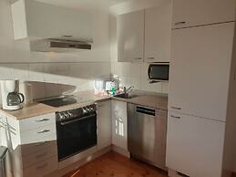 Hausboot in Kroeslin am Bodden