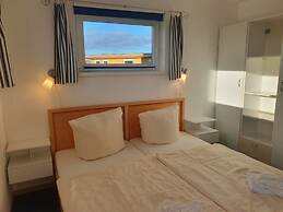 Hausboot in Kroeslin am Bodden