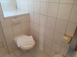 Hausboot in Kroeslin am Bodden