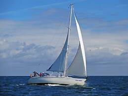 Hausboot in Laboe an der Kieler Foerde