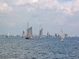 Hausboot in Laboe an der Kieler Foerde