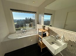 Spacious Villa With Sauna