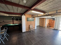 Spacious Villa With Sauna