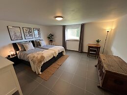 Spacious Villa With Sauna