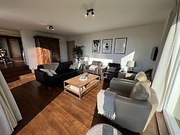 Spacious Villa With Sauna