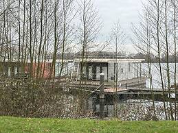 Hausboot am Xantener Nordsee
