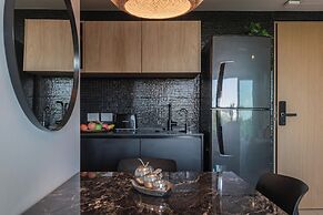 FLIPHAUS Mansion Botanico