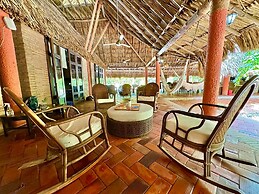 Mahanaim Beach House 20 min from CTG