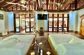 Mahanaim Beach House 20 min from CTG