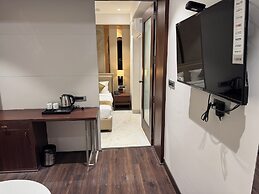 Aurea by The Wallflower Hotels