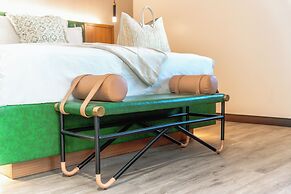 LYFE INN & SUITES by AGA- North Hollywood Universal Studios