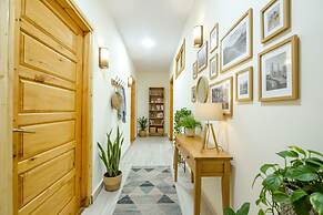 Fabhotel Rigzin Nest Cottage