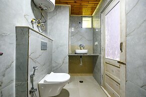 Fabhotel Rigzin Nest Cottage