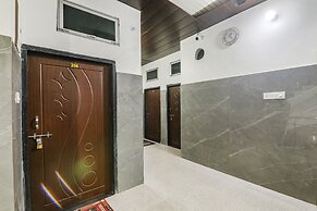 Fabexpress Milan Palace