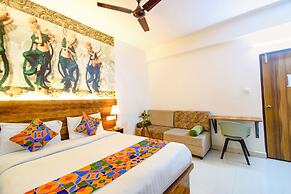 Fabhotel Big Daddy Suites