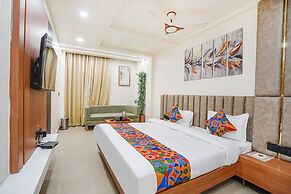 Fabhotel Shrinath Casa Inn