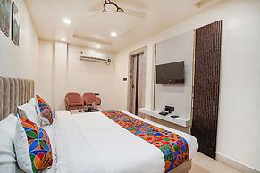 Fabhotel Shrinath Casa Inn