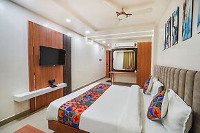 Fabhotel Shrinath Casa Inn