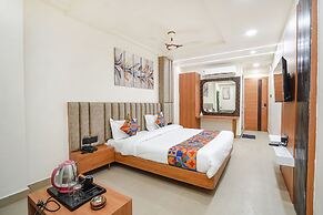 Fabhotel Shrinath Casa Inn