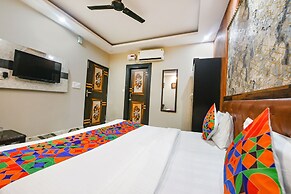 Fabhotel Royal Mountain