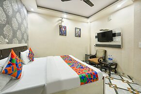 Fabhotel Royal Mountain