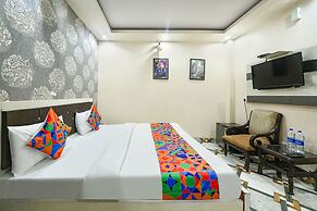 Fabhotel Royal Mountain