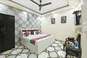 Fabhotel Royal Mountain