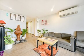 Fabhotel Comfort Residency I