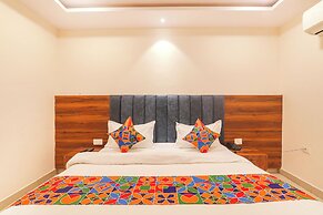 Fabhotel Rachna Palace And Banquets