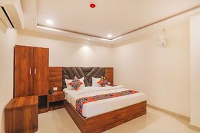 Fabhotel Rachna Palace And Banquets