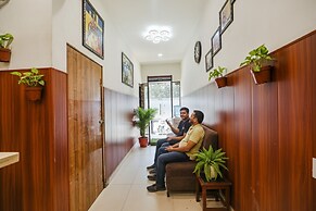 Fabhotel Shri Sai Dx