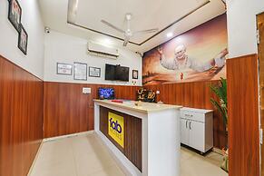 Fabhotel Shri Sai Dx