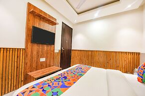 Fabhotel Shri Sai Dx