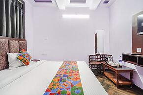 Fabhotel Raghav Raj Inn