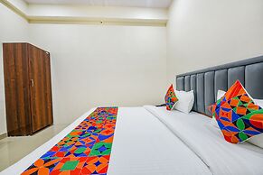 Fabhotel Palm Paradise