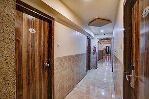 Fabhotel Veera Residency