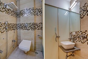 Fabhotel Veera Residency