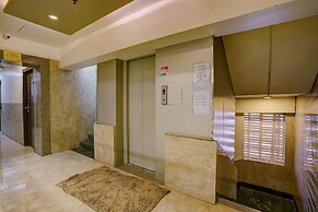 Fabhotel Veera Residency