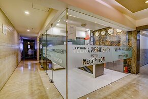Fabhotel Veera Residency