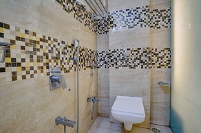 Fabhotel Veera Residency