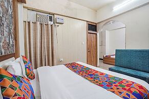 Fabhotel Triweni Palace