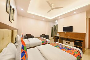 Fabhotel Silver Oak Bnb