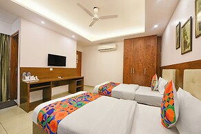 Fabhotel Silver Oak Bnb