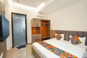 Fabhotel Mahalaxmii Grand