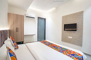 Fabhotel Mahalaxmii Grand