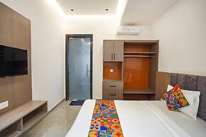 Fabhotel Mahalaxmii Grand