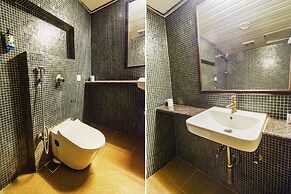 Fabhotel Prime Seven Lake View