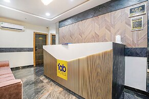 Fabhotel Riza International